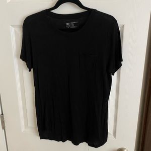 Albion Fit plain black tee with pocket on front, medium